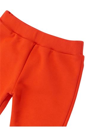 Pantaloni di tuta in cotone rosso FENDI KIDS | BUF0945V0F0XDC